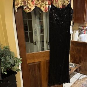 Adrianna Papell Black Sequin Maxi Dress